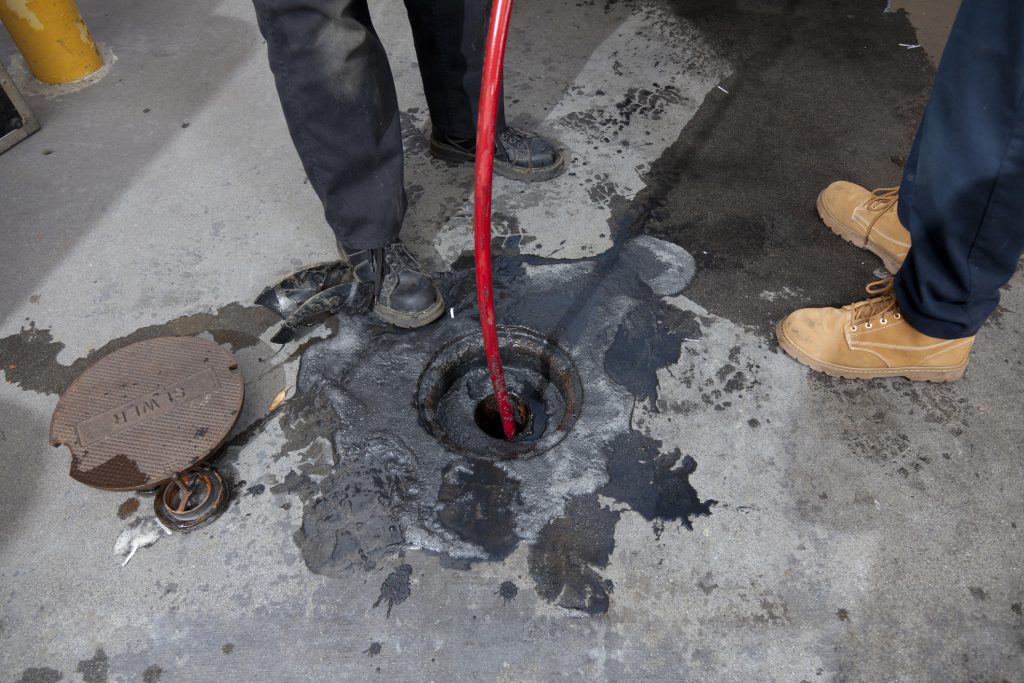 Hydro jetting a drain