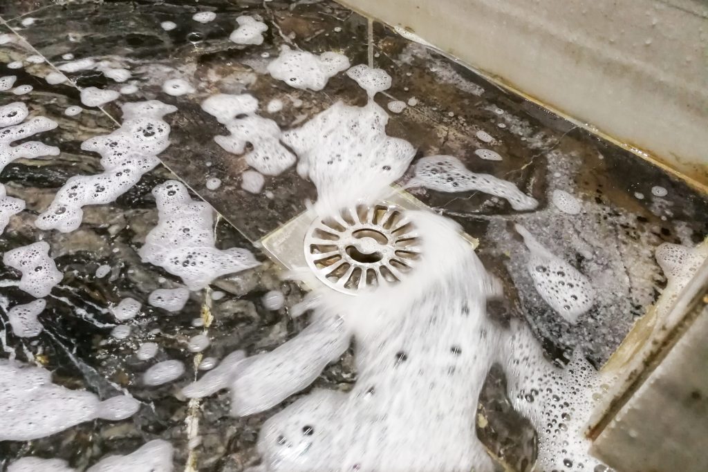Hydro jetting vs snaking